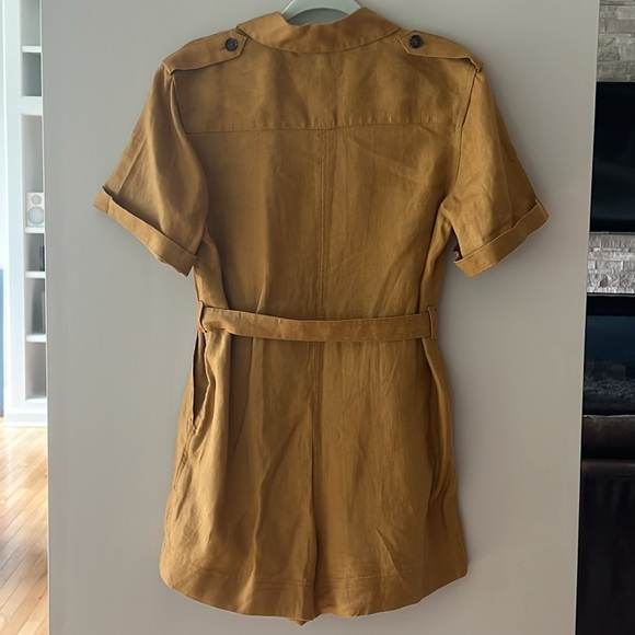 Banana Republic mustard color linen romper, size extra small - Picture 2 of 3